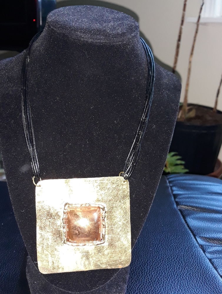 Necklce